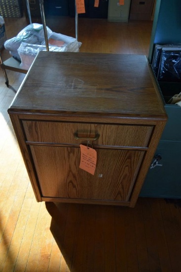 BROWN WOOD LAMINATE ROLLING CABINET,
