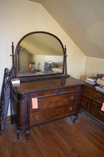 BROWN WOOD ANTIQUE DRESSER WITH MIRROR, FOUR DRAWERS