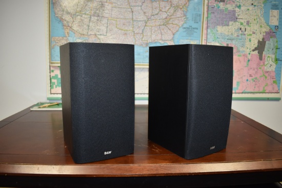 1Pr. B & W Bookshelf Speakers. Model: DM601-S3