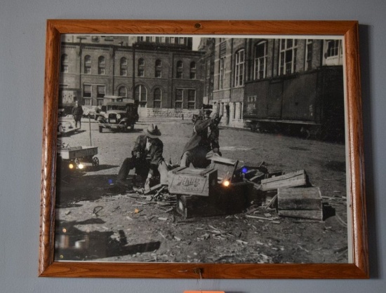 (5) FRAMED HISTORICAL PICTURES OF MILWAUKEE,