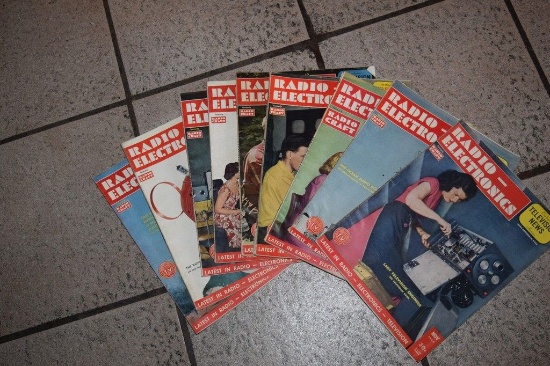 BOX OF ASSORTED RADIO ELECTRONICS MAGAZINES