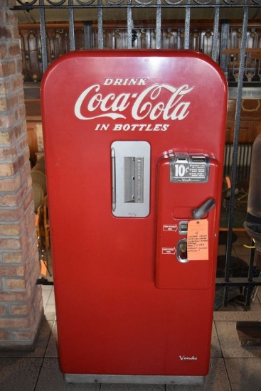 VINTAGE VENDO 39 COCA COLA BOTTLE DISPENSING VENDING MACHINE,