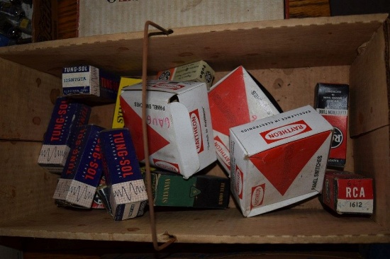 BOX OF VINTAGE USA ELECTRON TUBES,