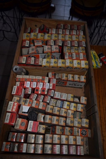 BOX OF VINTAGE USA ELECTRON TUBES,