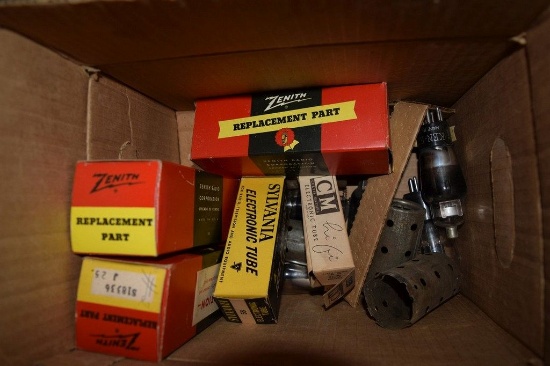 BOX OF VINTAGE USA ELECTRON TUBES,