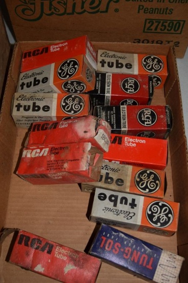 BOX OF VINTAGE USA ELECTRON TUBES,