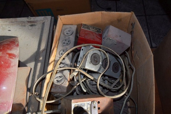 VARIOUS WURLITZER AND GABLES JUKEBOX PARTS