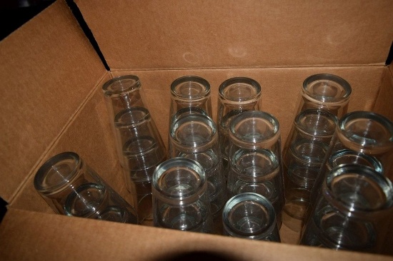 40+ USED GLASS DRINK TUMBLERS