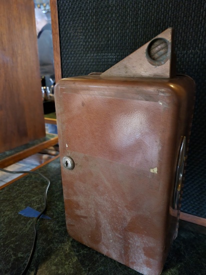 VINTAGE COIN MECH ACCEPTER KIDDIE RIDE