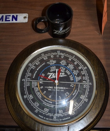 ZENITH RADIO CLOCK AND COFFEE CUP