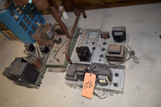 (5) VARIOUS TUBE AUDIO AMPS