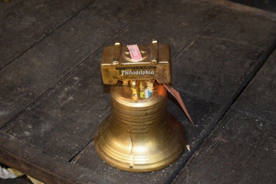 LIMITED EDITION LIBERTY BELL DECANTER, 1976,