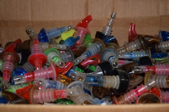 BOX OF ASSORTED PLASTIC JIGGERS