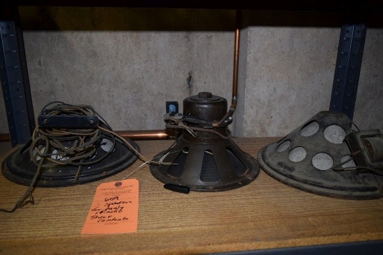 (3) SPEAKERS FOR EARLY RADIOS, (CONTENTS OF SHELF)