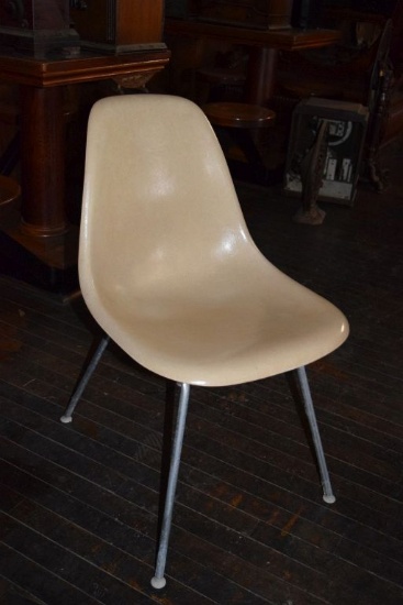 MCM HERMAN MILLER FIBERGLASS CHAIR ZEELAND MI