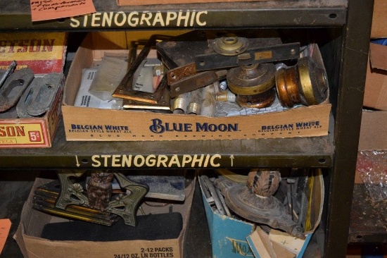 ARCHITECTURAL AND ANTIQUE ITEMS AND PARTS ON TWO SHELVES
