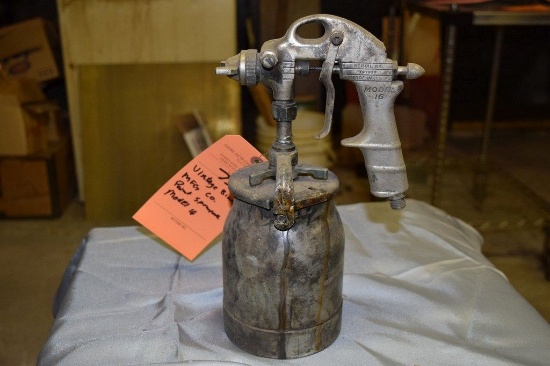 VINTAGE BINKS MFG. CO. PAINT SPRAYER MODEL 1G