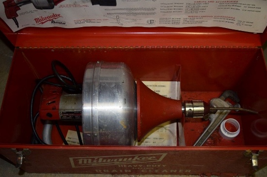 MILWAUKEE HEAVY DUTY ELECTRIC DRAIN CLEANER WITH BOX