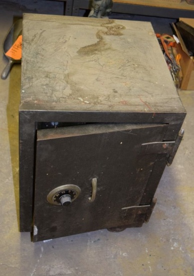 SAFE WITH KEY AND COMBO, FIRE TEST 1700 DEGREES,
