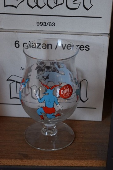 (12) DUVEL GLASSES "SIL VOUS PHIT"