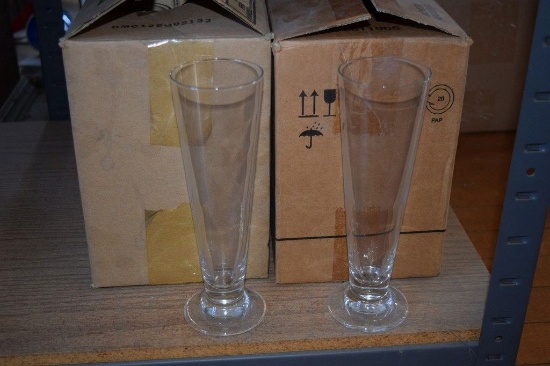 (26) PILSNER GLASSES