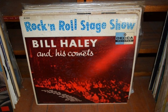 (12) 33 PHONOGRAPH RECORD ALBUMS