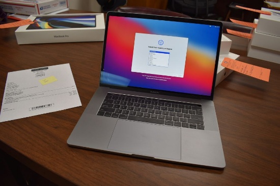 (2018) APPLE 15" MACBOOK PRO, SPACE GRAY, TOUCHBAR,