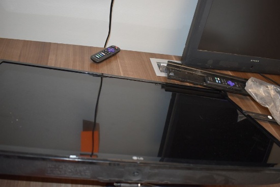 LG TV, 33", NO CORD