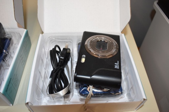 I SHARE DIGITAL CAMERA (NEW) AND USED 36.0 CAMERA