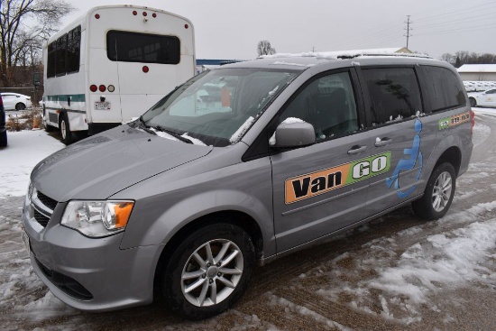 #60 (2015) DODGE GRAND CARAVAN,
