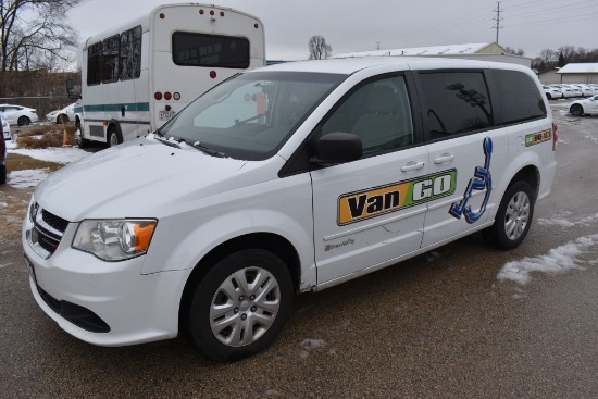 #46 (2016) DODGE GRAND CARAVAN,