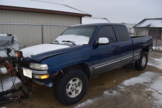 (2000) CHEVROLET SILVERADO 1500, 4X4, EXTENDED CAB