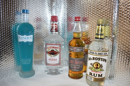 (4) ASSORTED BOTTLES OF ALCOHOL, RUM, VODKA,