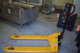 INDUSTRIAL PALLET TRUCK, MODEL 31001,