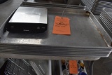 (6) ALUMINUM TRAYS AND A DIGITAL SCALE