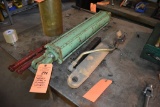 LARGE HYDRAULIC CYLINDER & (4) SMALLER CYLINDERS