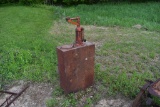 OLD OIL TANK W/PUMP