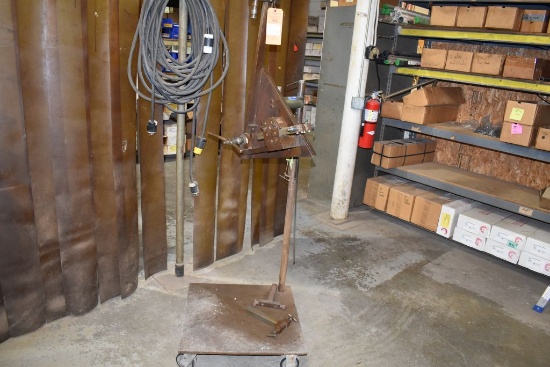 REAR TRIANGLE TACKING JIG, BOTTOM BRACKET CLAMP,