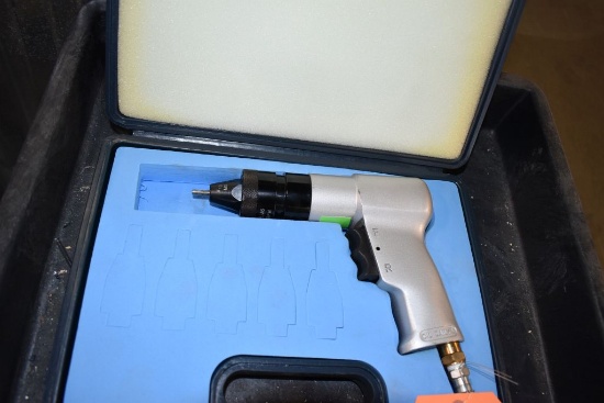 SHEREX B1641D PNEUMATIC RIVET GUN