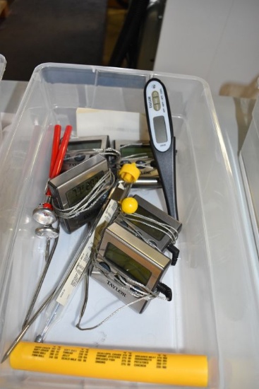 ASSORTED TEMPERATURE PROBES/THERMOMETERS