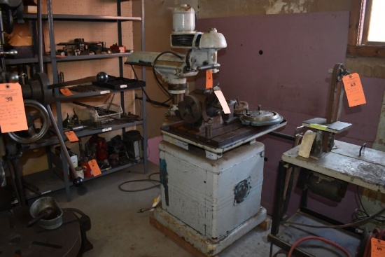 WALKER TURNER RADIAL ARM TYPE DRILL PRESS,