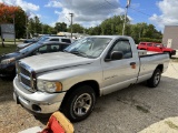 (2004) Dodge RAM 1500 SLT Pick Up Truck