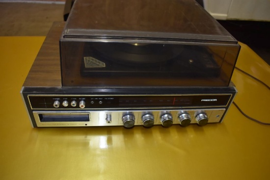 PRECOR AM/FM STEREO 8 TRACK RECORD PLAYER