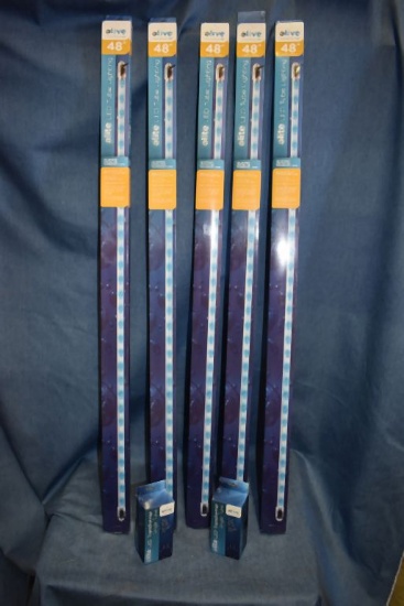 (5) LUNAR BLUE 48" AQUARIUM BULBS AND (2)