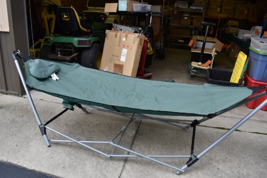 FOLDING PORTABLE HAMMOCK - GREEN