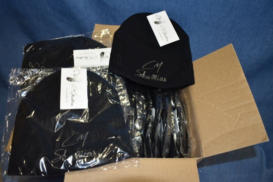 (20) CM SKULLIES BEANIE HATS WITH SLOTS IN SIDE OF