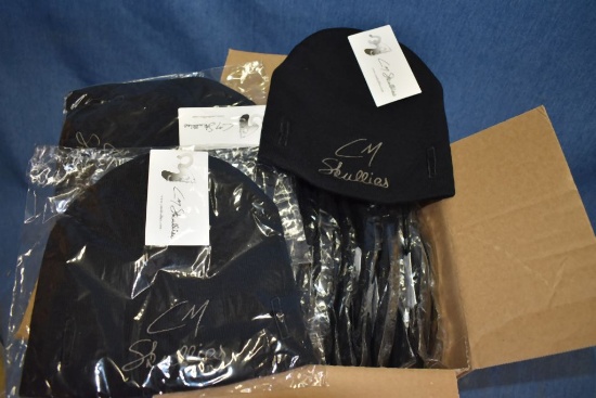 (20) CM SKULLIES BEANIE HATS WITH SLOTS IN SIDE OF