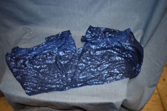 BIN FULL OF BLUE SEQUINNED TABLE RUNNERS/CHAIR SASHES