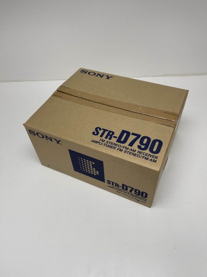 NEW IN OPEN BOX SONY STR-D790 STEREO RECEIVER,