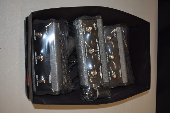 (3) FENDER AMPLIFIER MUSICAL INSTRUMENT EFFECTS